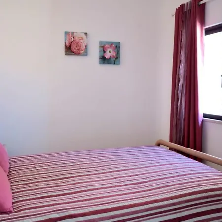 Apartment Casa Da Horta Ch3- Mit Einem Schlafzimmer- Garten By Interhome